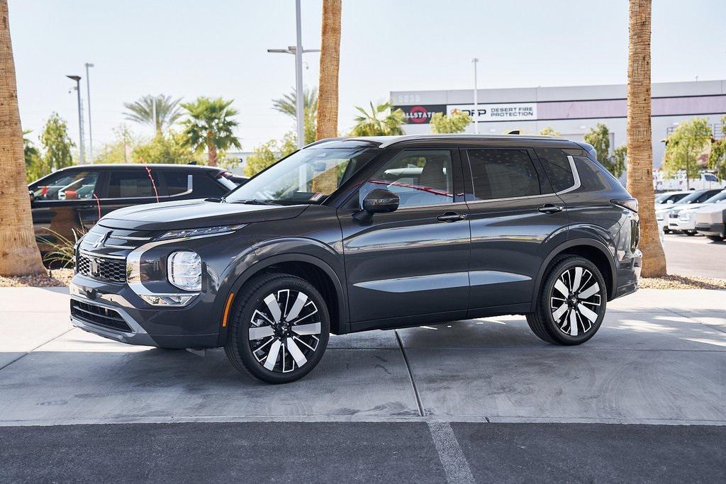 new 2025 Mitsubishi Outlander car, priced at $40,422