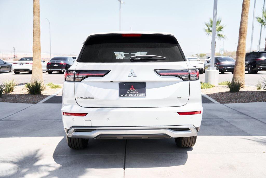 new 2025 Mitsubishi Outlander car, priced at $33,384
