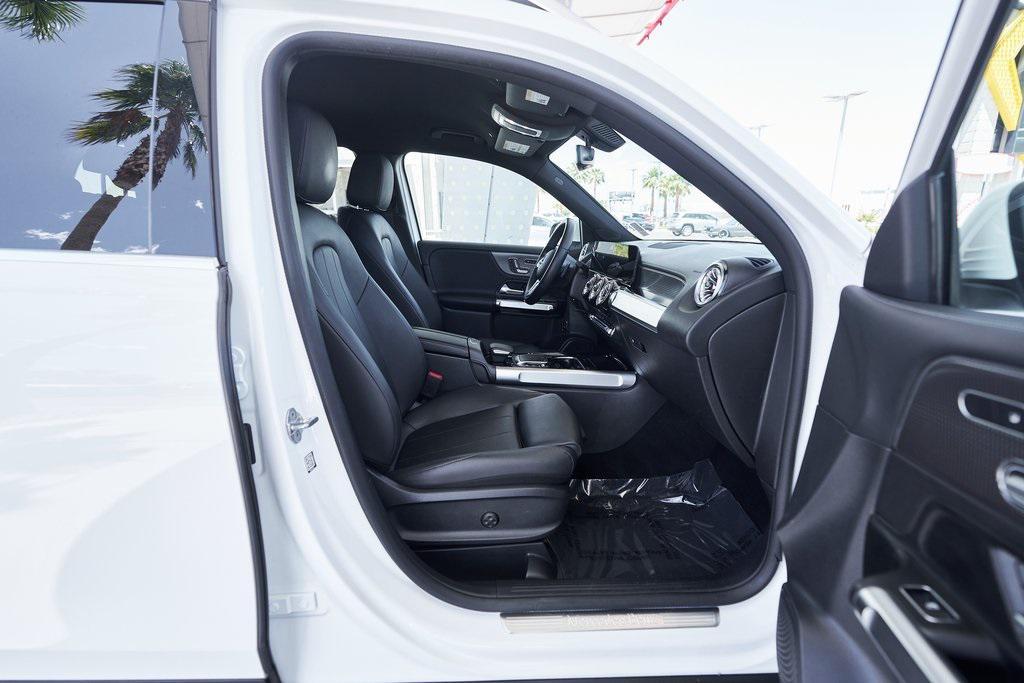 used 2022 Mercedes-Benz GLB 250 car, priced at $24,800