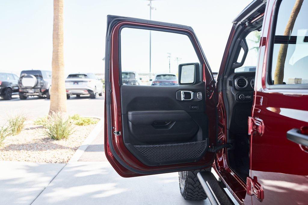 used 2022 Jeep Wrangler Unlimited car, priced at $65,400