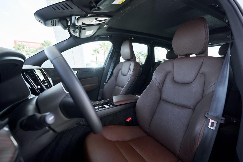 used 2022 Volvo XC60 Recharge Plug-In Hybrid car, priced at $34,400