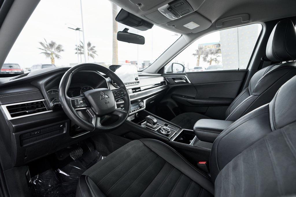 used 2024 Mitsubishi Outlander car, priced at $24,200