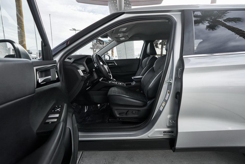 used 2024 Mitsubishi Outlander car, priced at $24,200