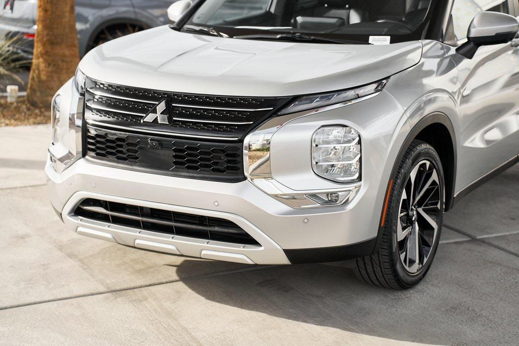 used 2024 Mitsubishi Outlander car, priced at $24,200