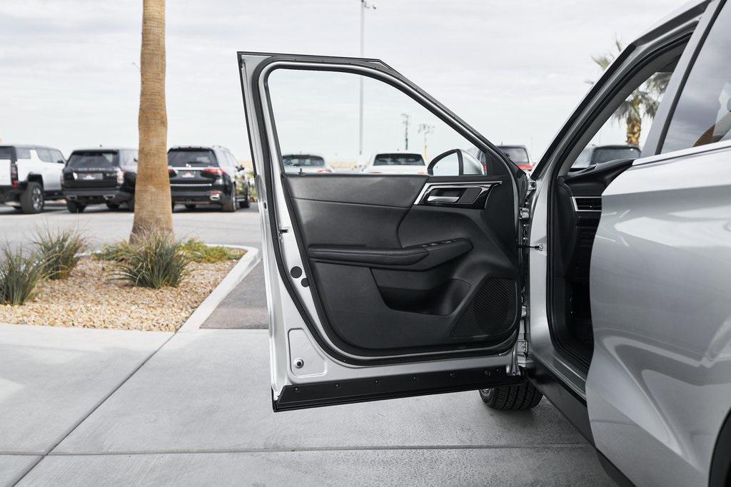 used 2024 Mitsubishi Outlander car, priced at $24,200
