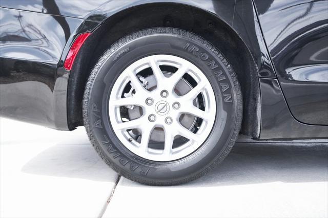 used 2022 Chrysler Pacifica car, priced at $20,225
