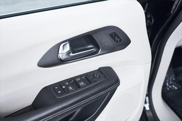 used 2022 Chrysler Pacifica car, priced at $20,225