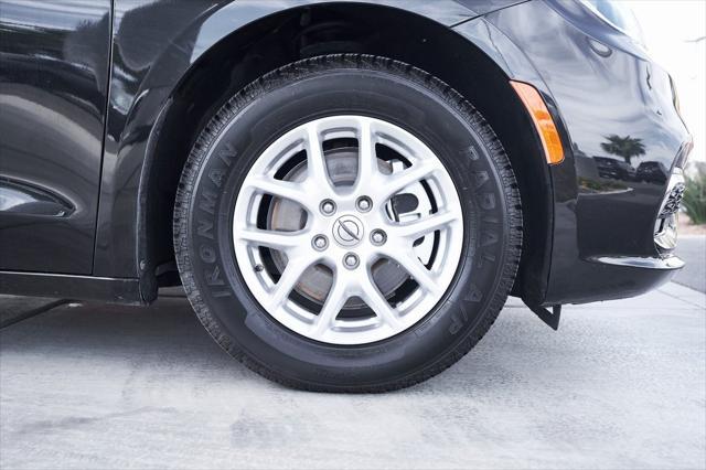 used 2022 Chrysler Pacifica car, priced at $20,225