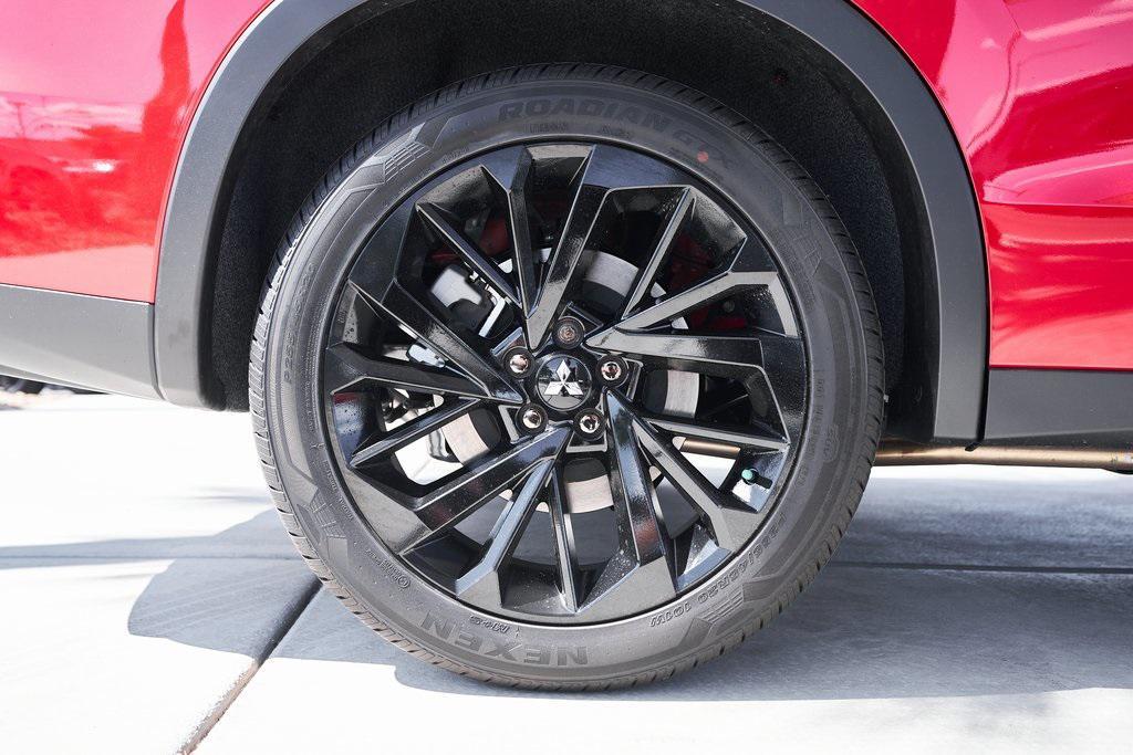 new 2025 Mitsubishi Outlander PHEV car, priced at $48,258