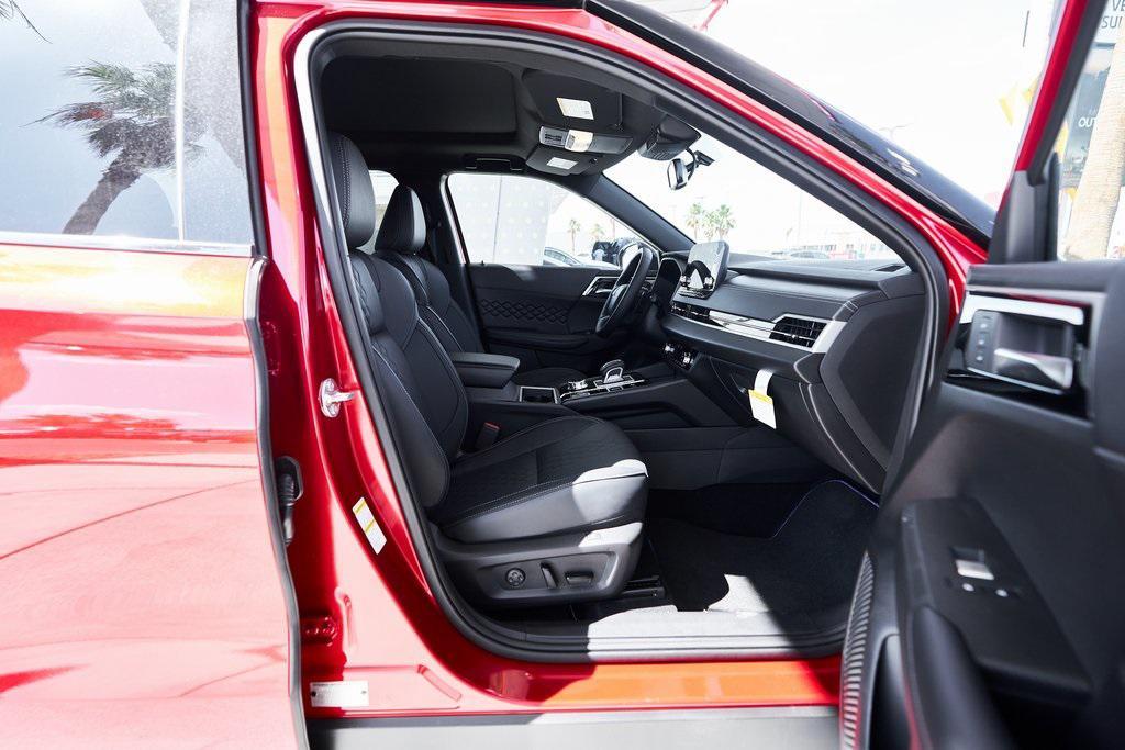 new 2025 Mitsubishi Outlander PHEV car, priced at $48,258