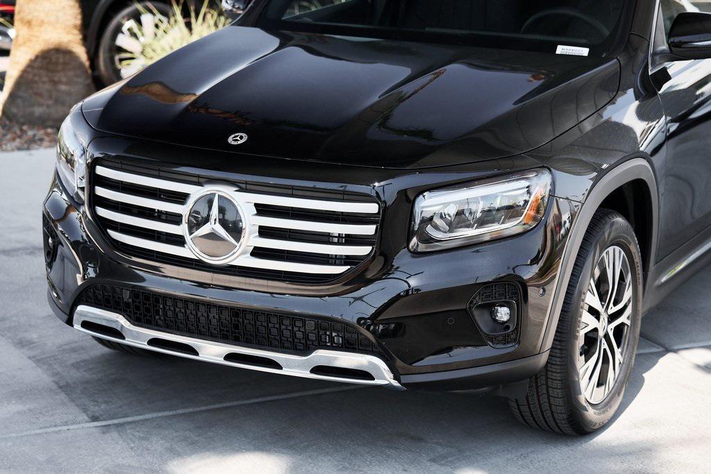 used 2025 Mercedes-Benz GLB 250 car, priced at $47,800