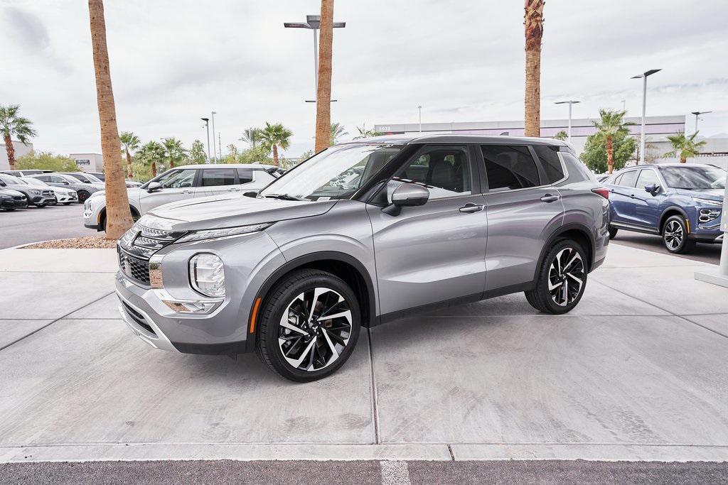 used 2024 Mitsubishi Outlander car, priced at $24,200