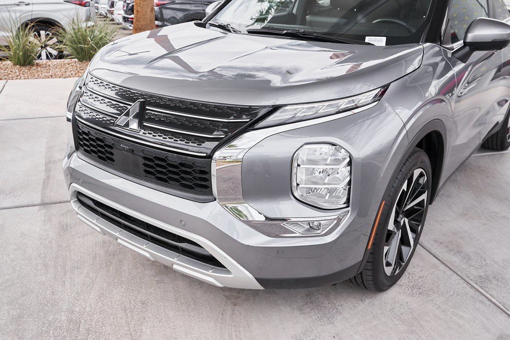 used 2024 Mitsubishi Outlander car, priced at $24,200