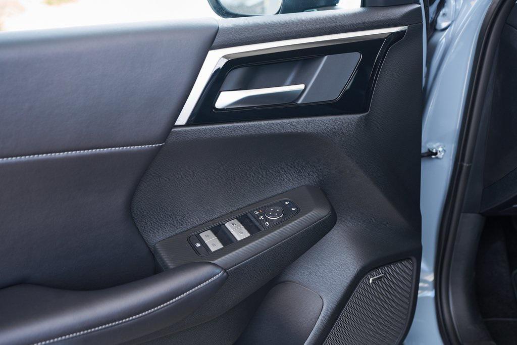 new 2025 Mitsubishi Outlander car, priced at $33,206