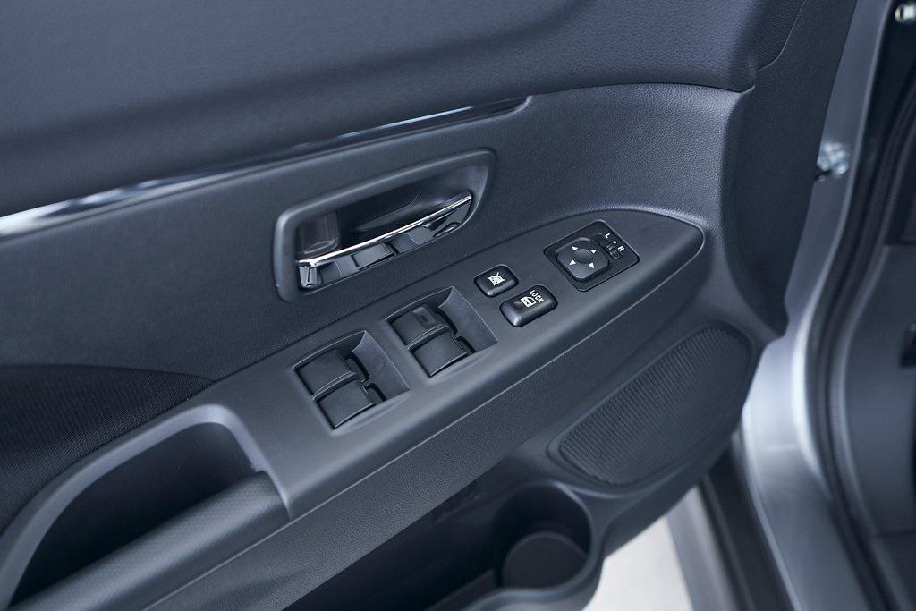 new 2025 Mitsubishi Outlander Sport car, priced at $27,410
