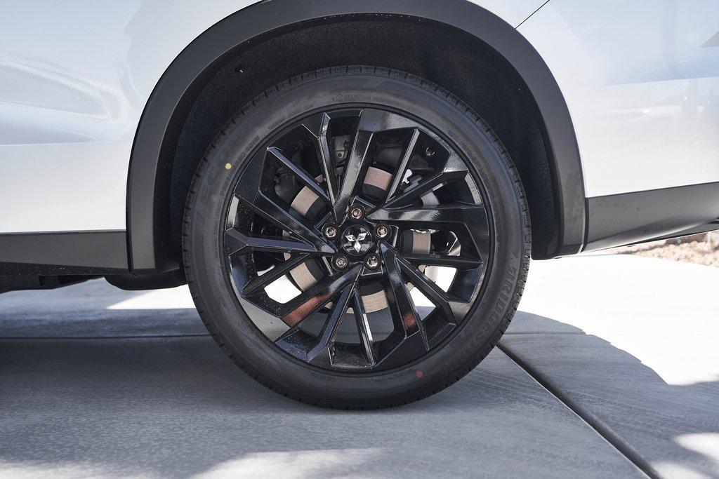 new 2025 Mitsubishi Outlander PHEV car, priced at $46,384