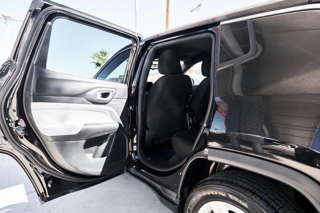 used 2023 Jeep Compass car, priced at $18,950