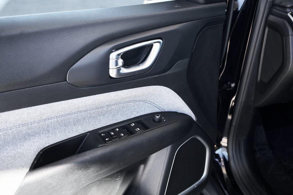 used 2023 Jeep Compass car, priced at $18,950