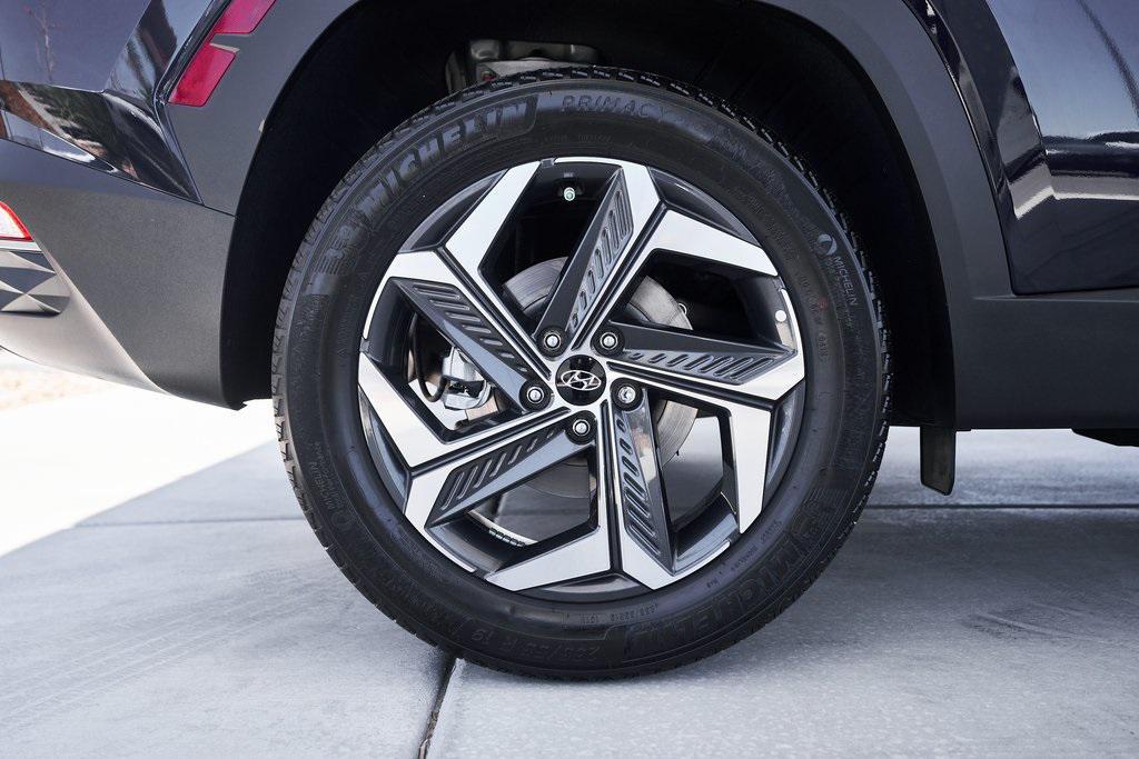 used 2023 Hyundai TUCSON Hybrid car, priced at $28,400