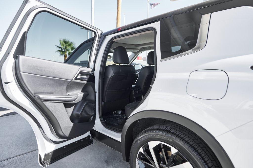 used 2024 Mitsubishi Outlander PHEV car, priced at $34,800