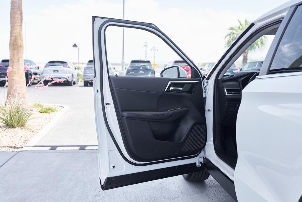 new 2025 Mitsubishi Outlander PHEV car, priced at $42,297