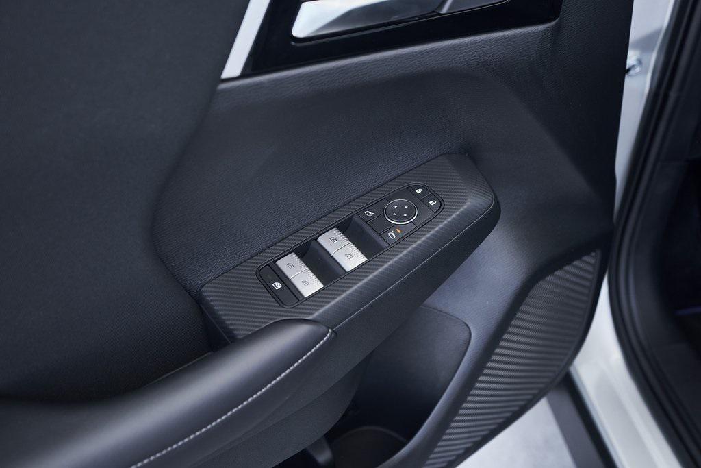 new 2025 Mitsubishi Outlander PHEV car, priced at $39,240