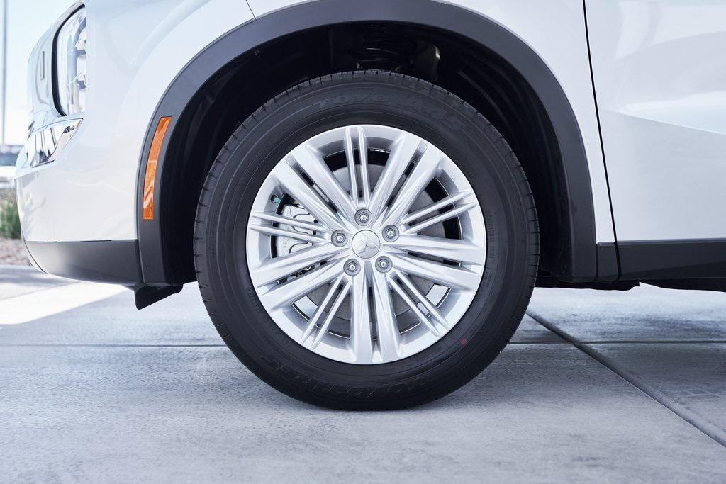 new 2025 Mitsubishi Outlander PHEV car, priced at $39,240