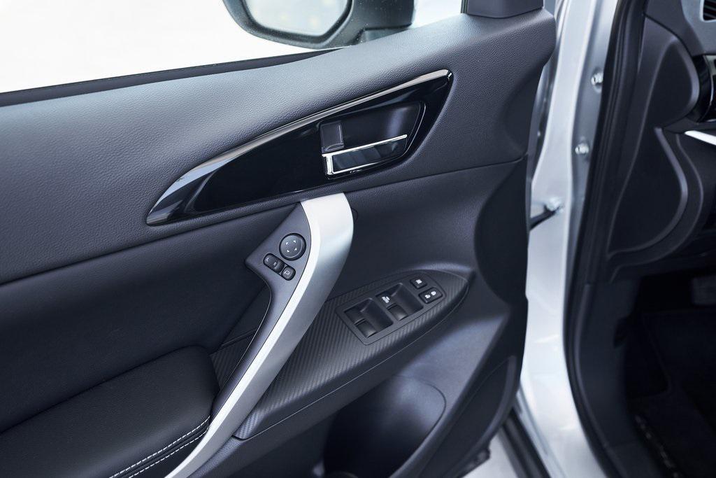 new 2024 Mitsubishi Eclipse Cross car, priced at $29,499