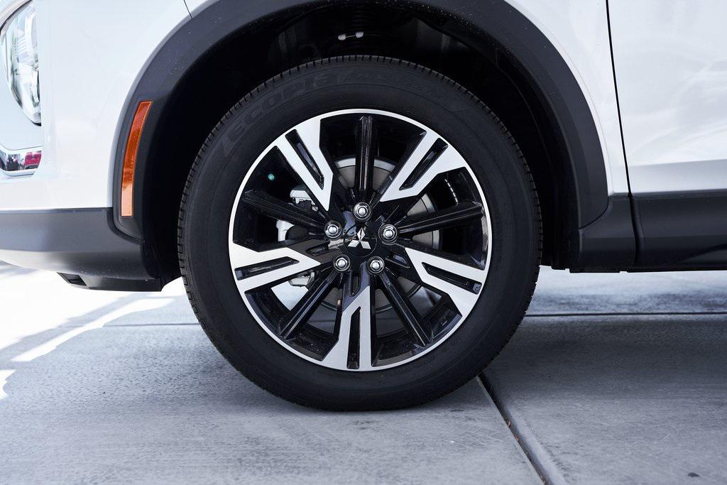 new 2024 Mitsubishi Eclipse Cross car, priced at $29,499