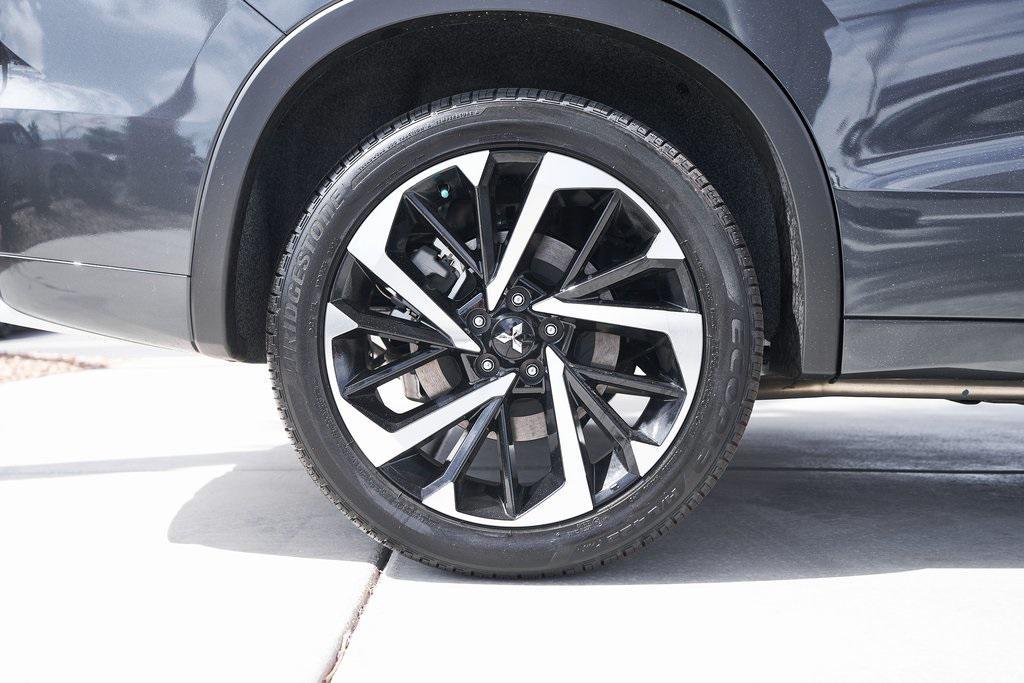 new 2025 Mitsubishi Outlander PHEV car, priced at $44,912