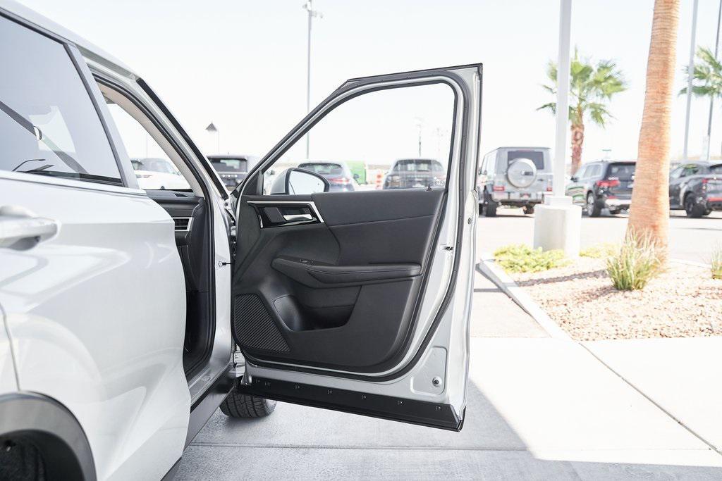 used 2024 Mitsubishi Outlander car, priced at $24,200