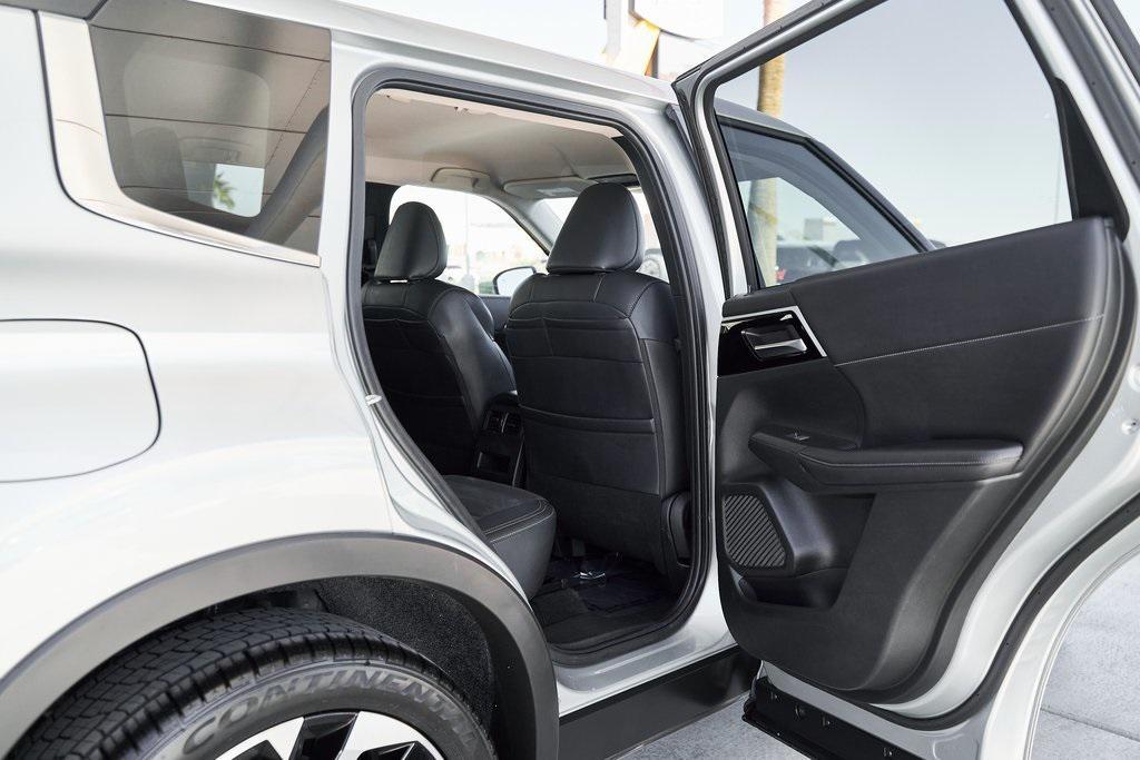 used 2024 Mitsubishi Outlander car, priced at $24,200