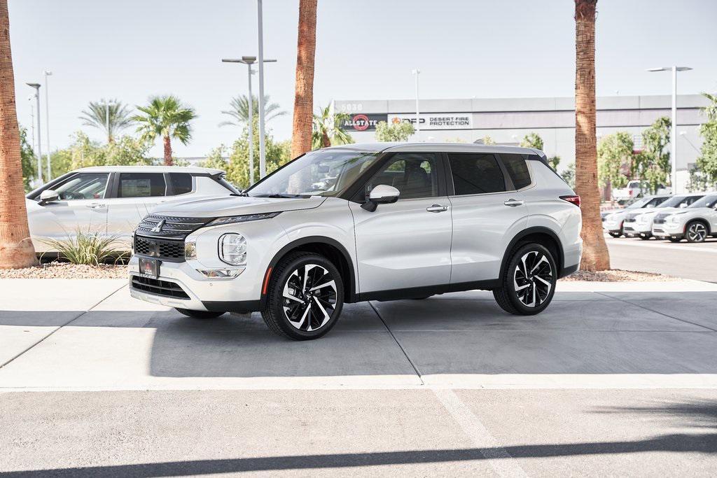 used 2024 Mitsubishi Outlander car, priced at $24,200