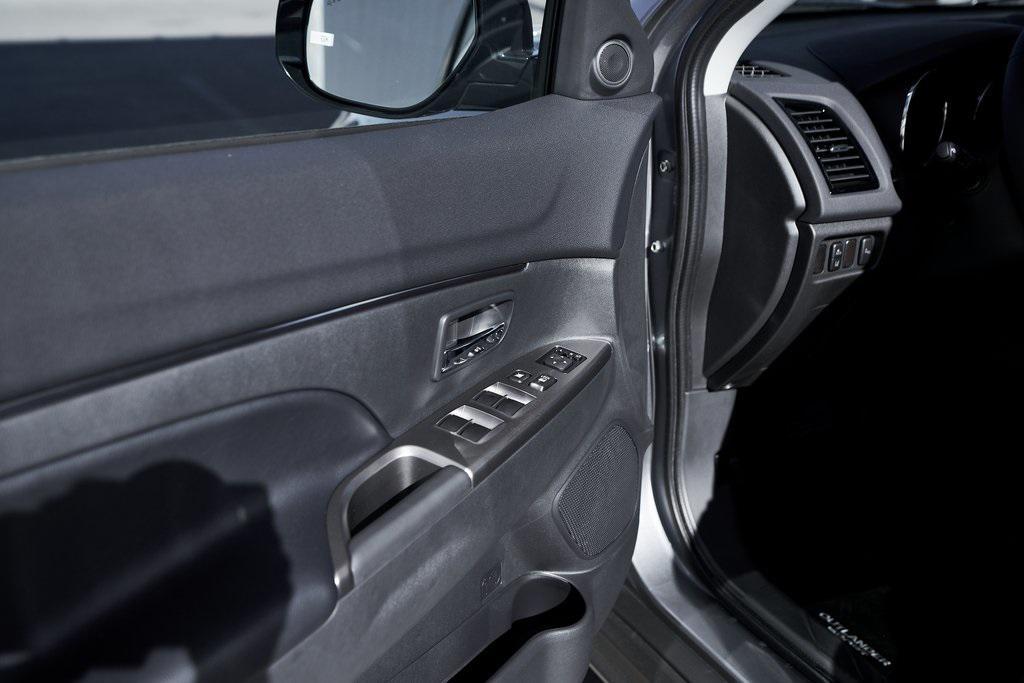 new 2025 Mitsubishi Outlander Sport car, priced at $27,853