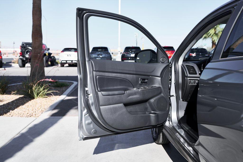 new 2025 Mitsubishi Outlander Sport car, priced at $27,853