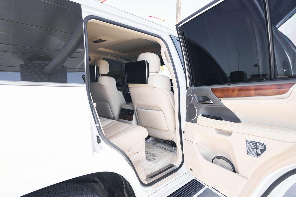 used 2018 Lexus LX 570 car, priced at $51,400