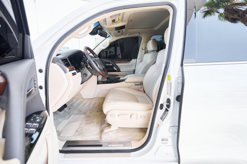 used 2018 Lexus LX 570 car, priced at $51,400