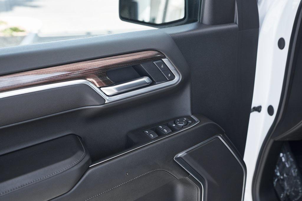 used 2025 Chevrolet Silverado 1500 car, priced at $46,800