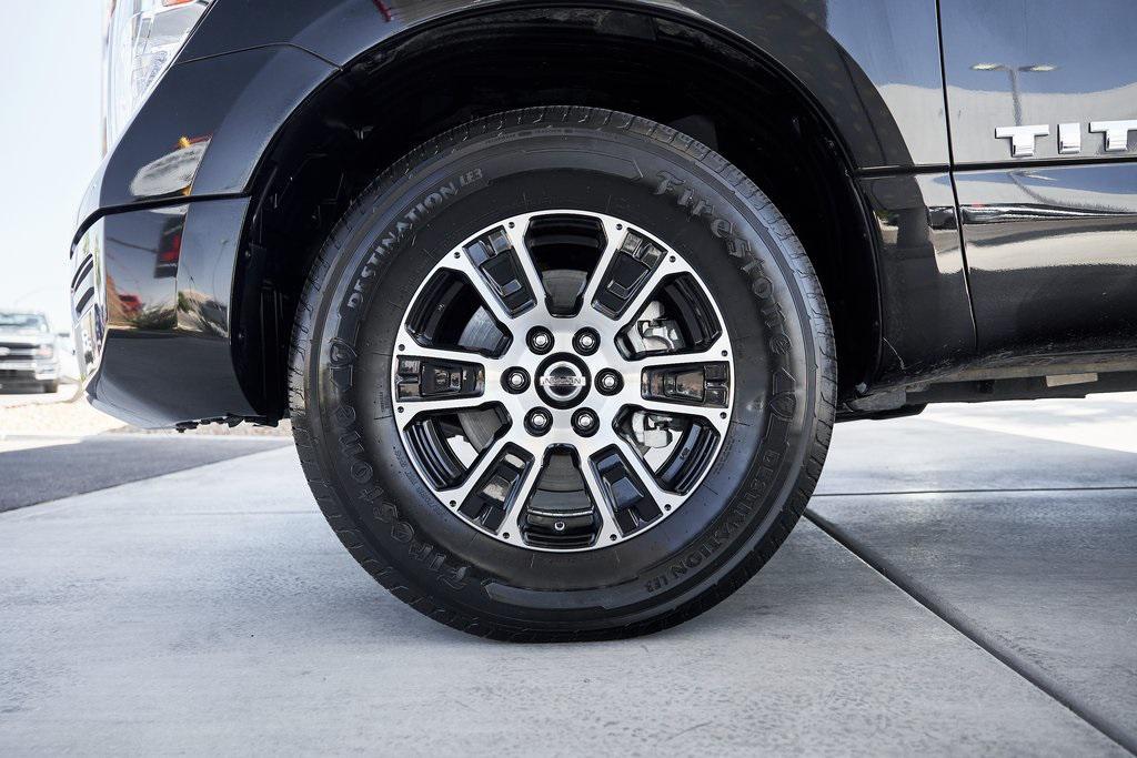 used 2022 Nissan Titan car, priced at $28,800