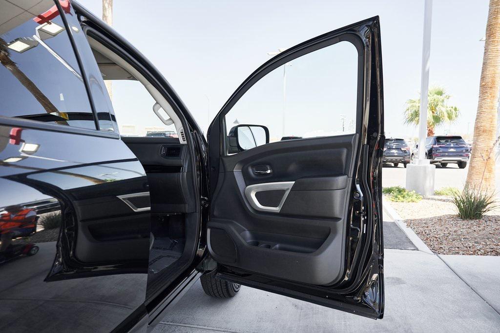 used 2022 Nissan Titan car, priced at $28,800
