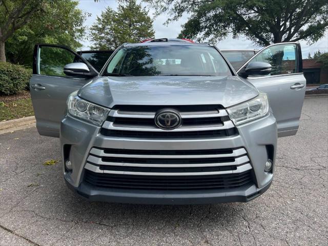 used 2018 Toyota Highlander car, priced at $17,495