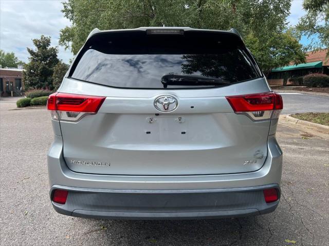 used 2018 Toyota Highlander car, priced at $17,495