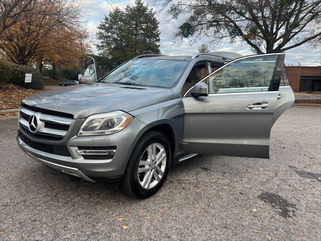 used 2015 Mercedes-Benz GL-Class car, priced at $14,999