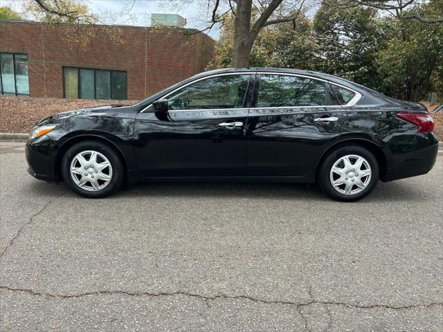 used 2018 Nissan Altima car, priced at $15,999