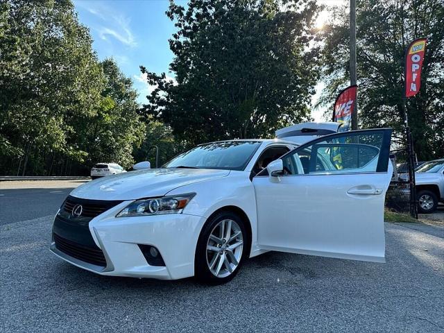 used 2014 Lexus CT 200h car, priced at $13,999