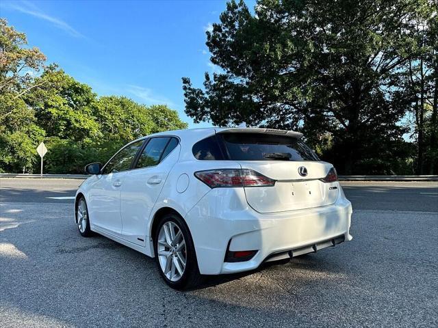 used 2014 Lexus CT 200h car, priced at $13,999