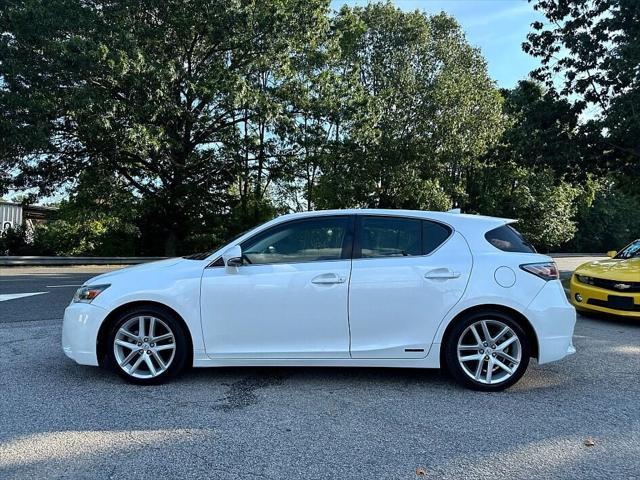 used 2014 Lexus CT 200h car, priced at $13,999