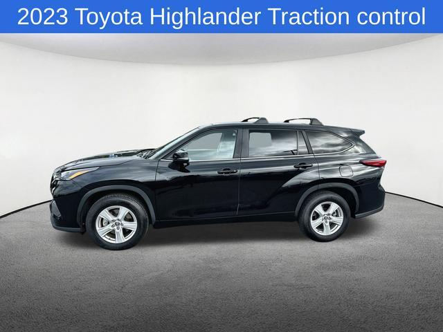 used 2023 Toyota Highlander car, priced at $30,326