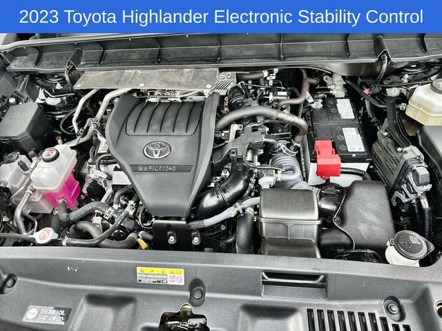 used 2023 Toyota Highlander car, priced at $30,326