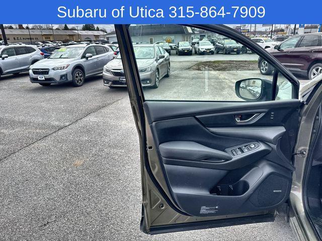 new 2025 Subaru Ascent car, priced at $51,909